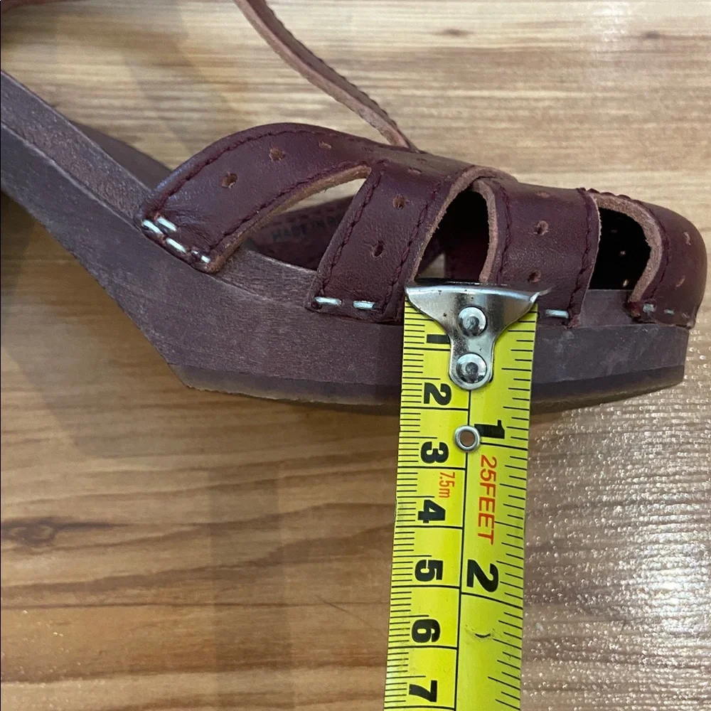 ❤️ HOST PICK ❤️ SWEDISH HASBEENS oxblood T-Strap clog heels 37 - Picture 16 of 16